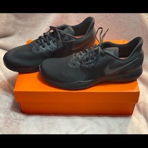 Nike Women’s Season TR8 Cross Training